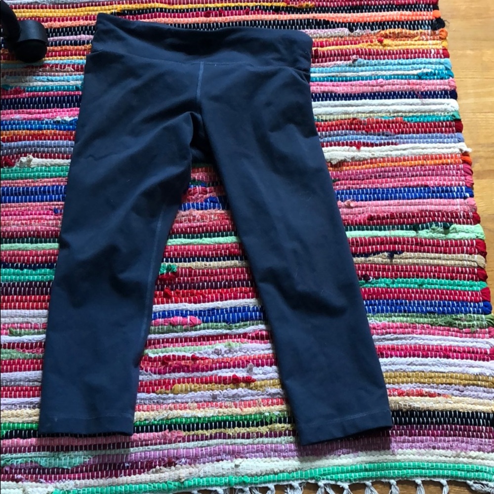 Under armour cropped leggings